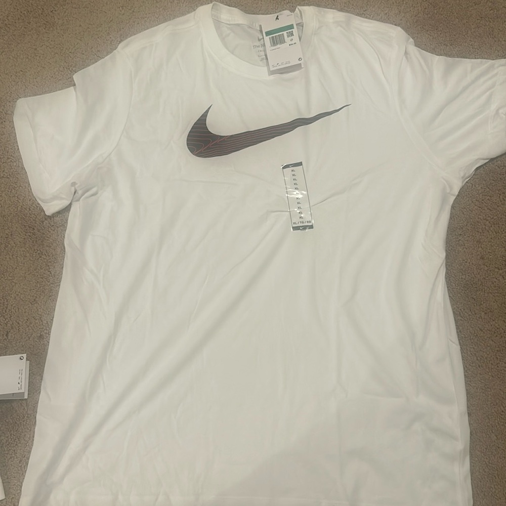 Nike men’s t shirt dri fit